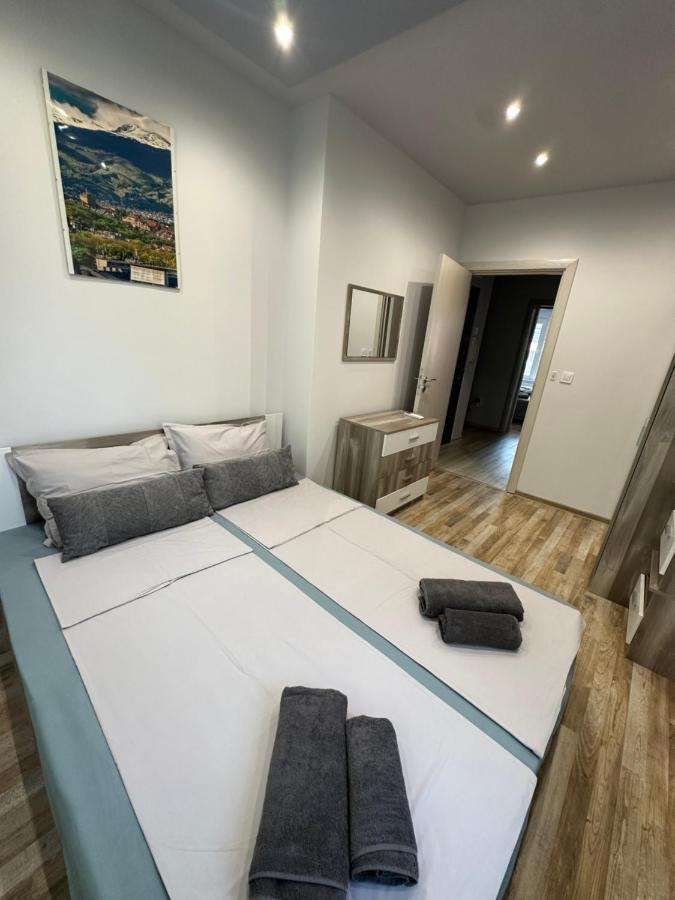 Central Vista Apartment By Mit Sofia Bagian luar foto